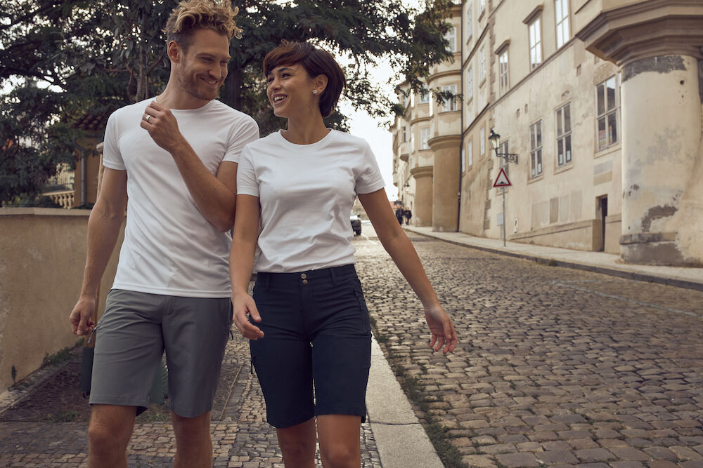 Shorts i stretchstof - Bend Clique - Unisex - Sort - Clique 022054 - Modekompagniet.dk