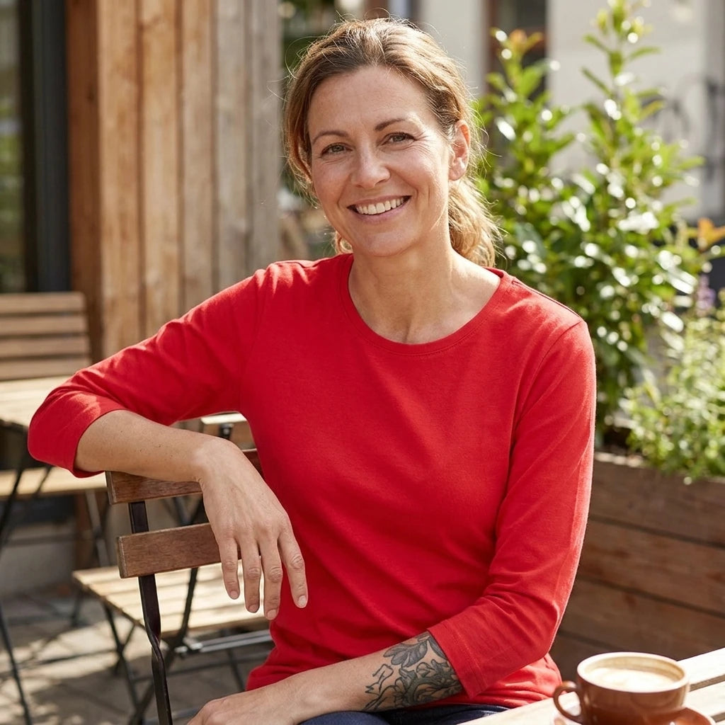3/4 Ærmet T-shirt - Dame - Rød - ID313 | Female +40 years old - more realistic and more human too fake