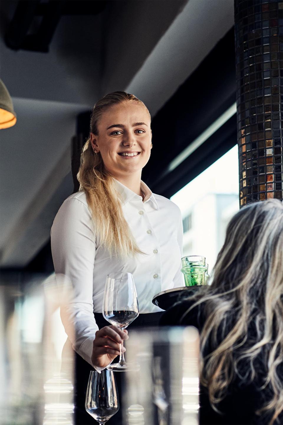 Hybrid Modern fit dameskjorte, Blå - Seven Seas S52