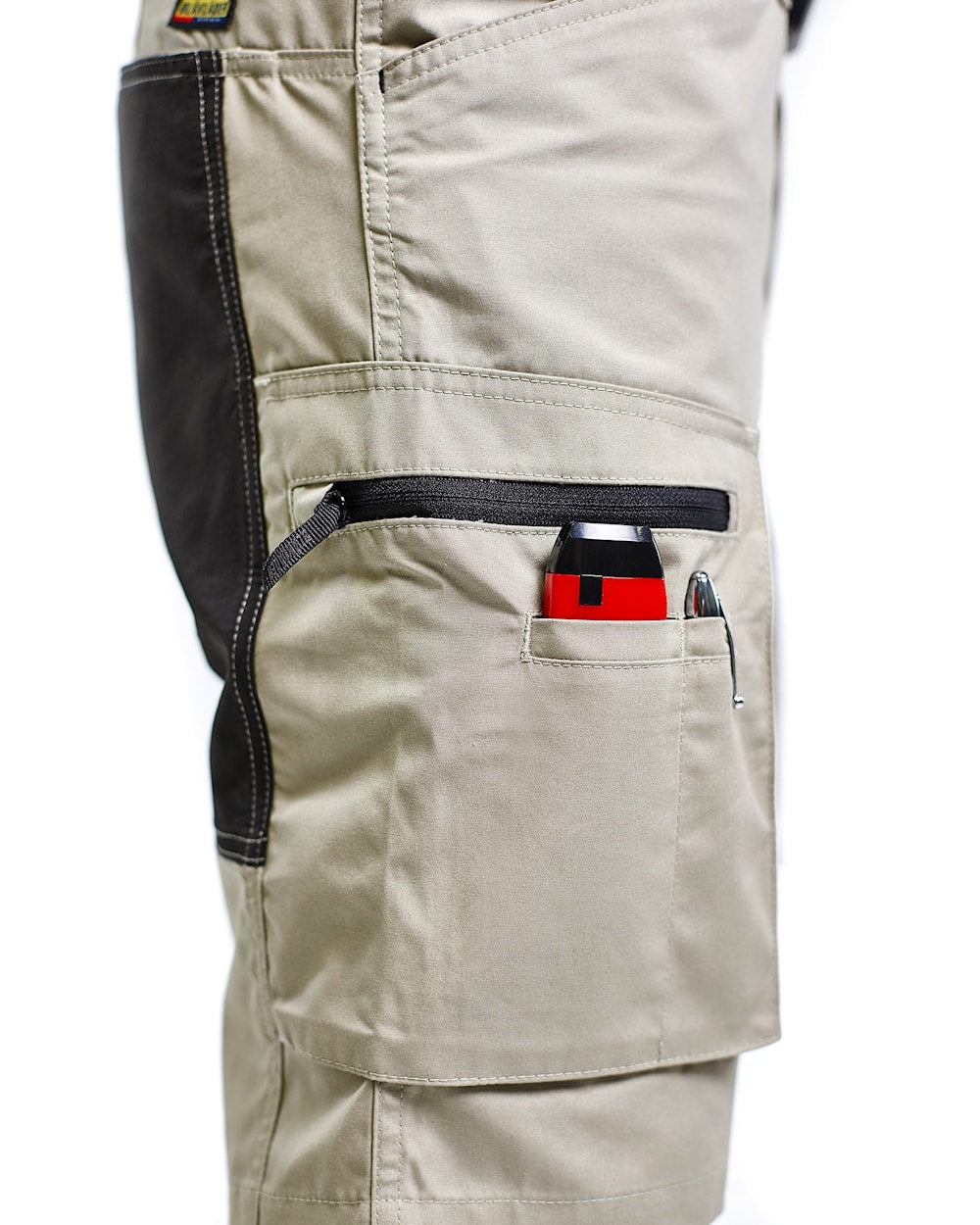 SERVICE BUKS MED STRETCH- 145918452799- - Sand/sort -blåklæder - Modekompagniet.dk