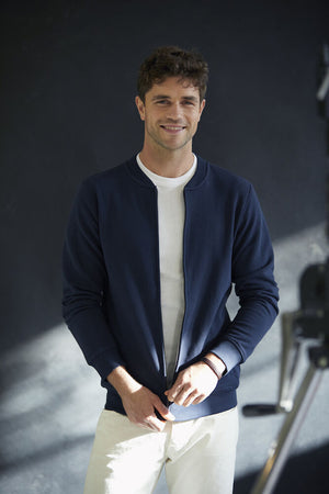 Premium OC Navy Blå Herre Cardigan - Clique 021006 - Økologisk Bomuld & Recycled Polyester med YKK Lynlåse