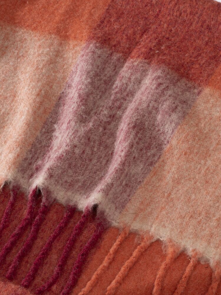 Varekil Plaid, Rød, Kosta Linnewäfveri 421135