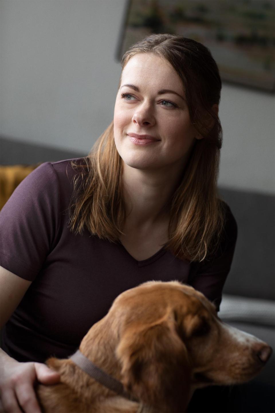 Interlock T-Shirt V-Hals Dame, Hvid - ID0506 - Modekompagniet.dk